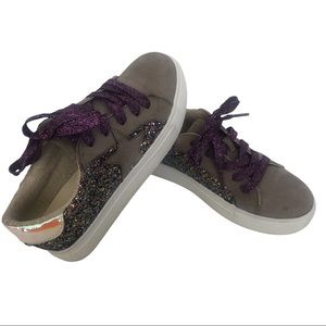 STEVE MADDEN GIRLS JREZUME LOW TOP SNEAKERS